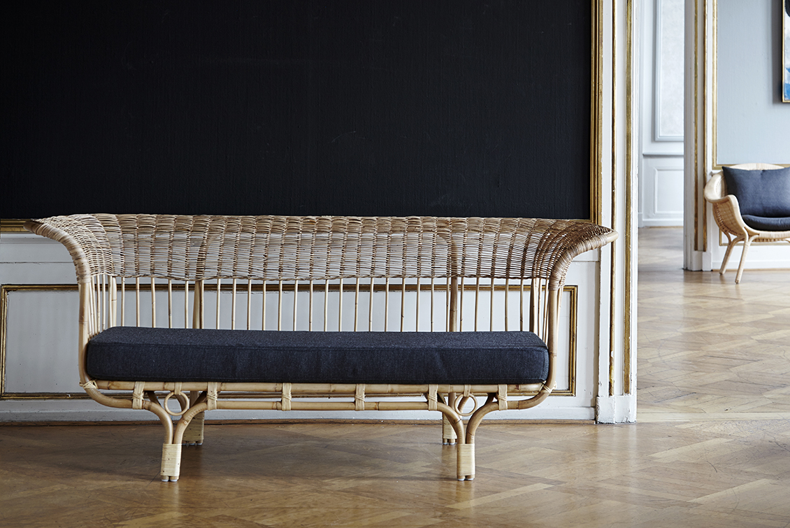 Belladonna sofa by Franco Albini - gasparinicollection.com