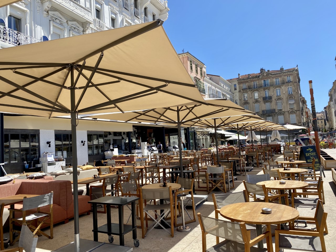 parasol en aluminium pour professionnels - bars - restaurants - plages