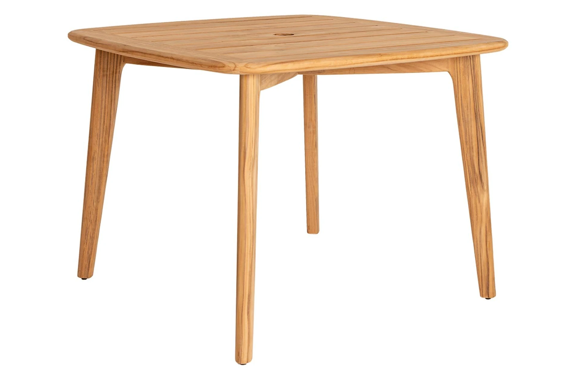 Table de jardin carrée en bois clair avec plateau à lattes et pieds fuselés sur fond blanc.